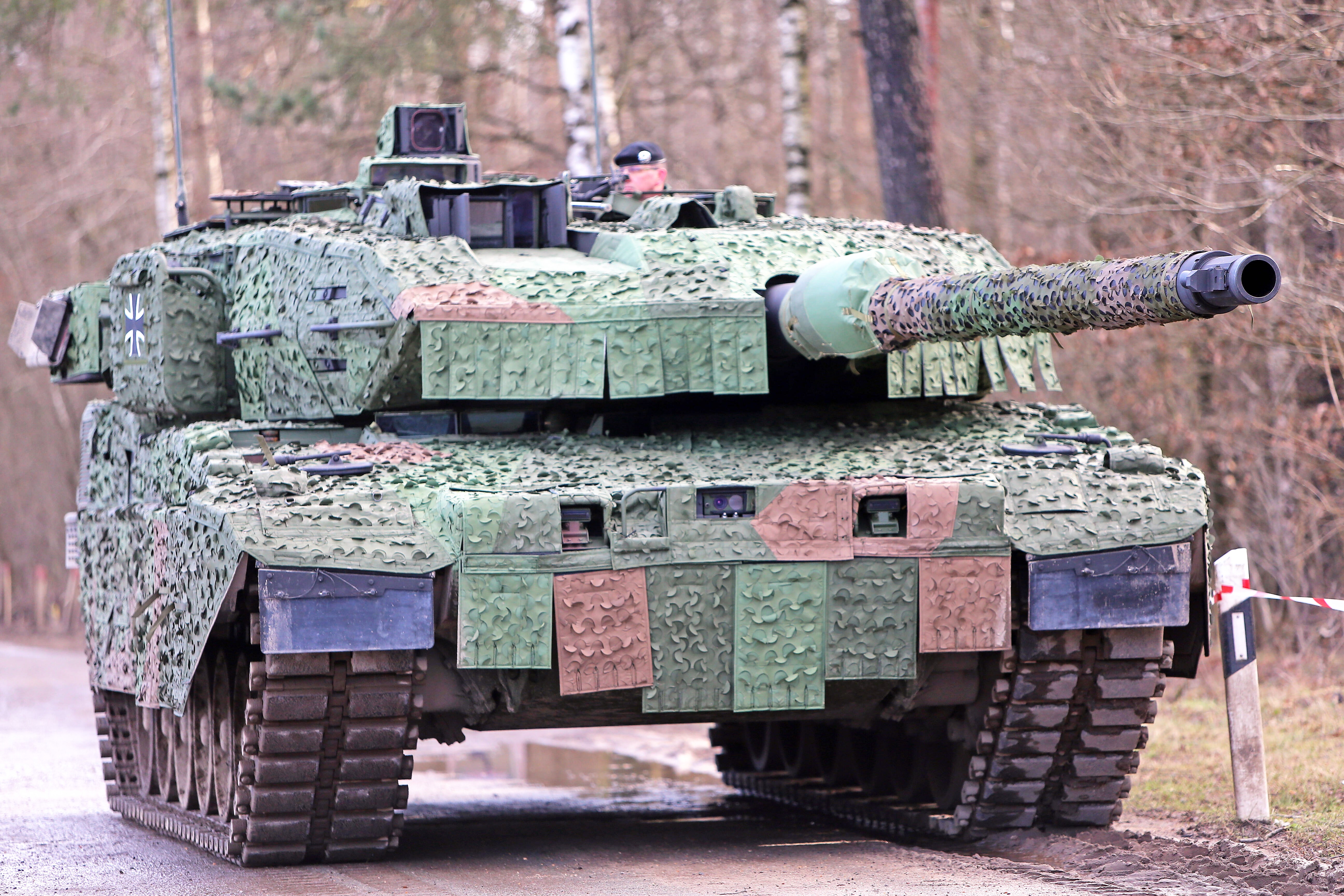 Liefert jetzt auch Deutschland Kampfpanzer! Scholz verhandelt über Lieferung von Leopard 2 Panzern an die Ukraine
