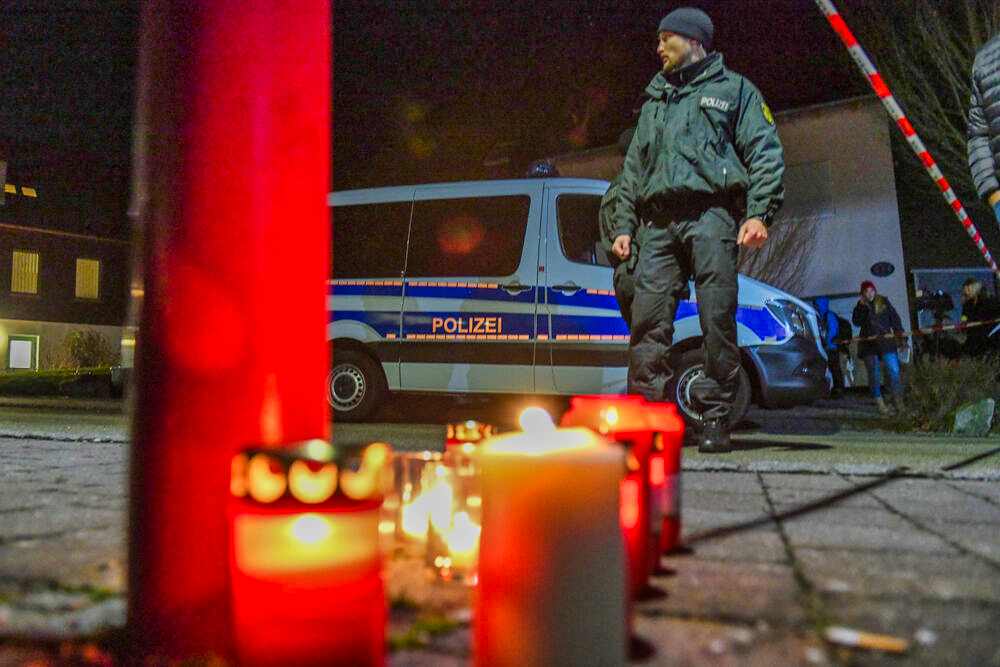 16-jähriges Mädchen prügelt Polizistin ins Krankenhaus! Gewaltexzesse in Deutschland immer schlimmer