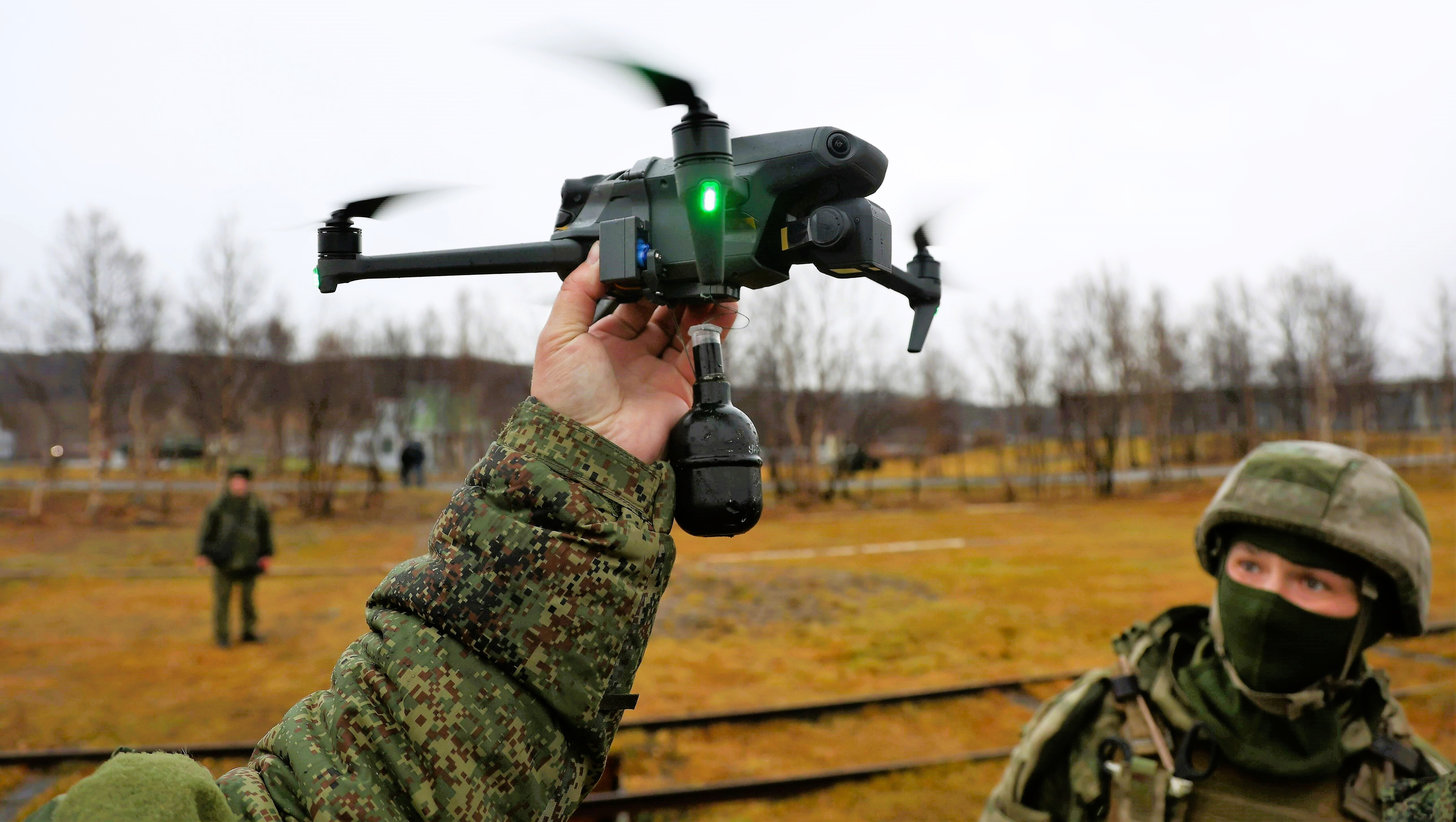 Drohnen-Angriff auf deutsche Militärbasis! Pilot spioniert mit Drohnen am Militärflughafen!