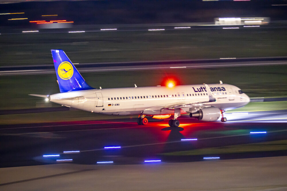 Notfall auf Lufthansa-Flug - Maschine muss in der Luft umdrehen!