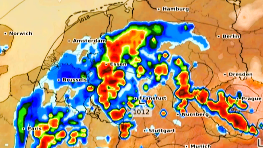 Warnung vor Superzellen! Gewitterfront rollt auf Deutschland zu - fast alle Regionen betroffen!