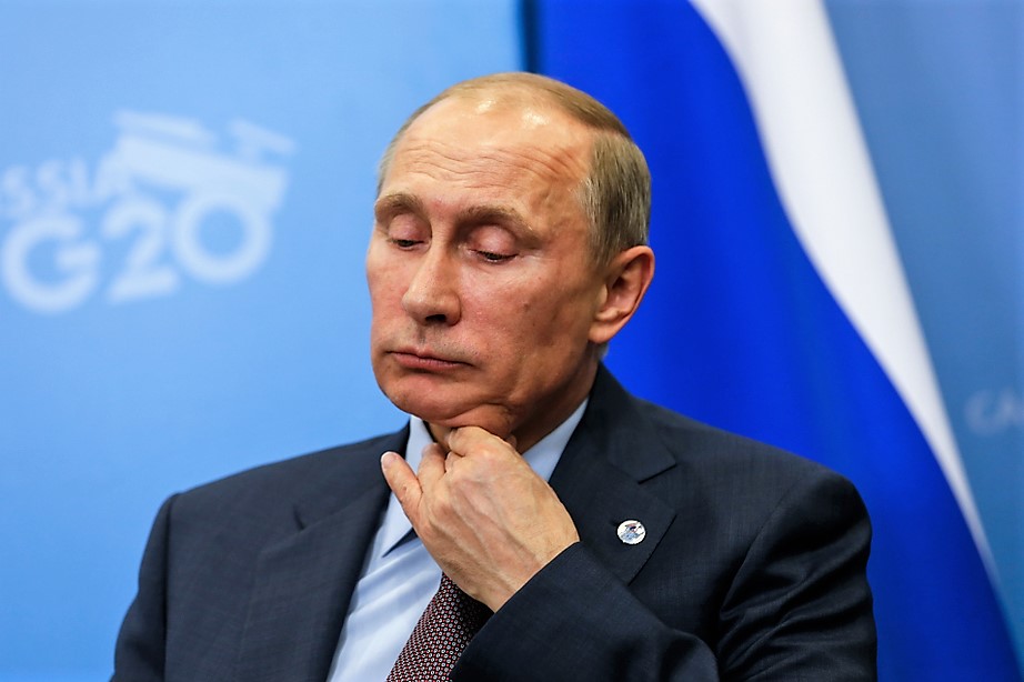 Blamage für Putin! Eigener Minister stellt Putin vor laufenden Kameras bloß!