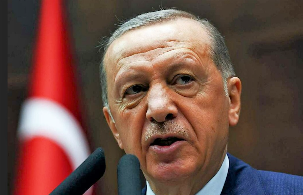 Erdogan hetzt gegen Deutschland! Nur einen Tag nach Staatsbesuch in Berlin - so Verlogen ist der Pseudo-Demokrat!