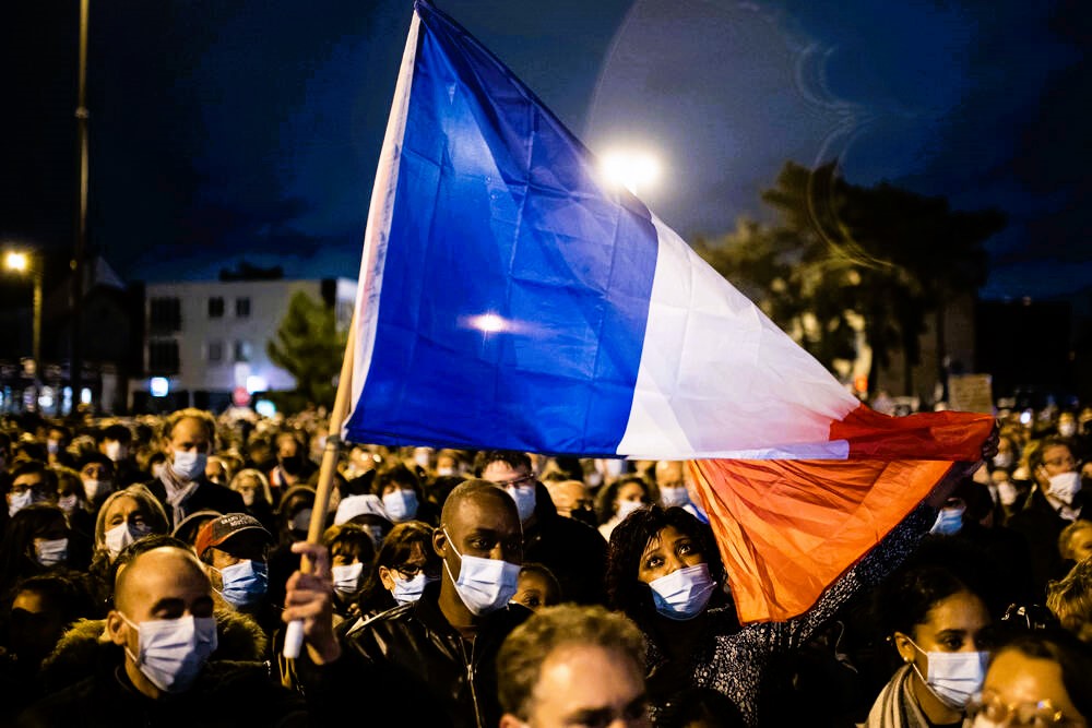 Wegen Terror-Notruf aus Frankreich - Deutsche Polizisten eilen unserem Nachbarland zu Hilfe