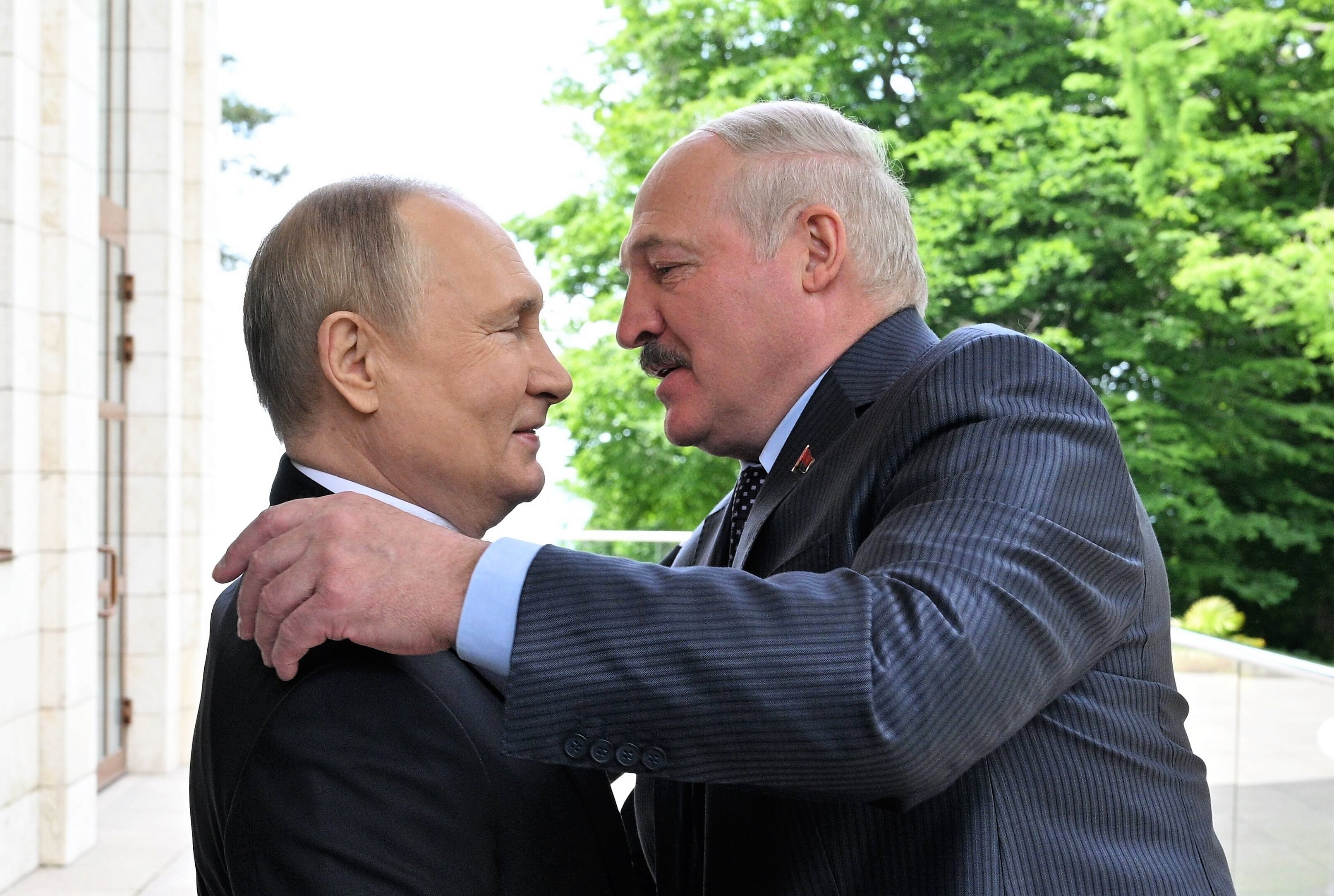Keine Hilfe aus Weißrussland! Belarus-Diktator Lukaschenko lässt Putin im Stich und schließt Angriff auf die Ukraine aus