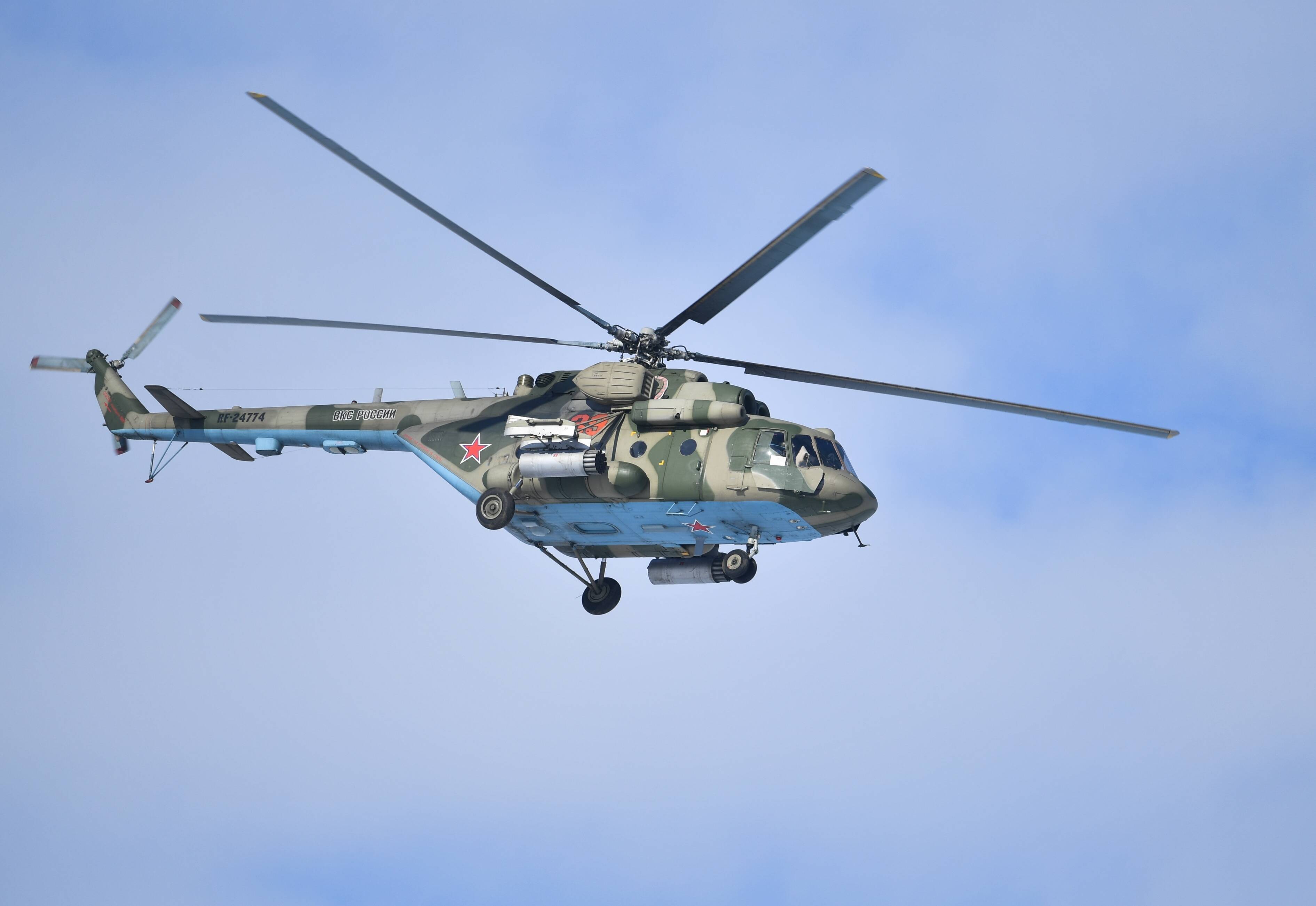 Bei Moskau - EILMELDUNG🔥 - Russischer Regierungshubschrauber abgestürzt - war Putin an Bord?