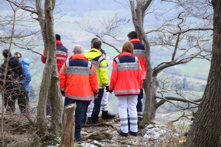  Deutsche stürzt aus Sessellift - Enkelin muss alles mit ansehen! Tragischer Unfall in Österreich!