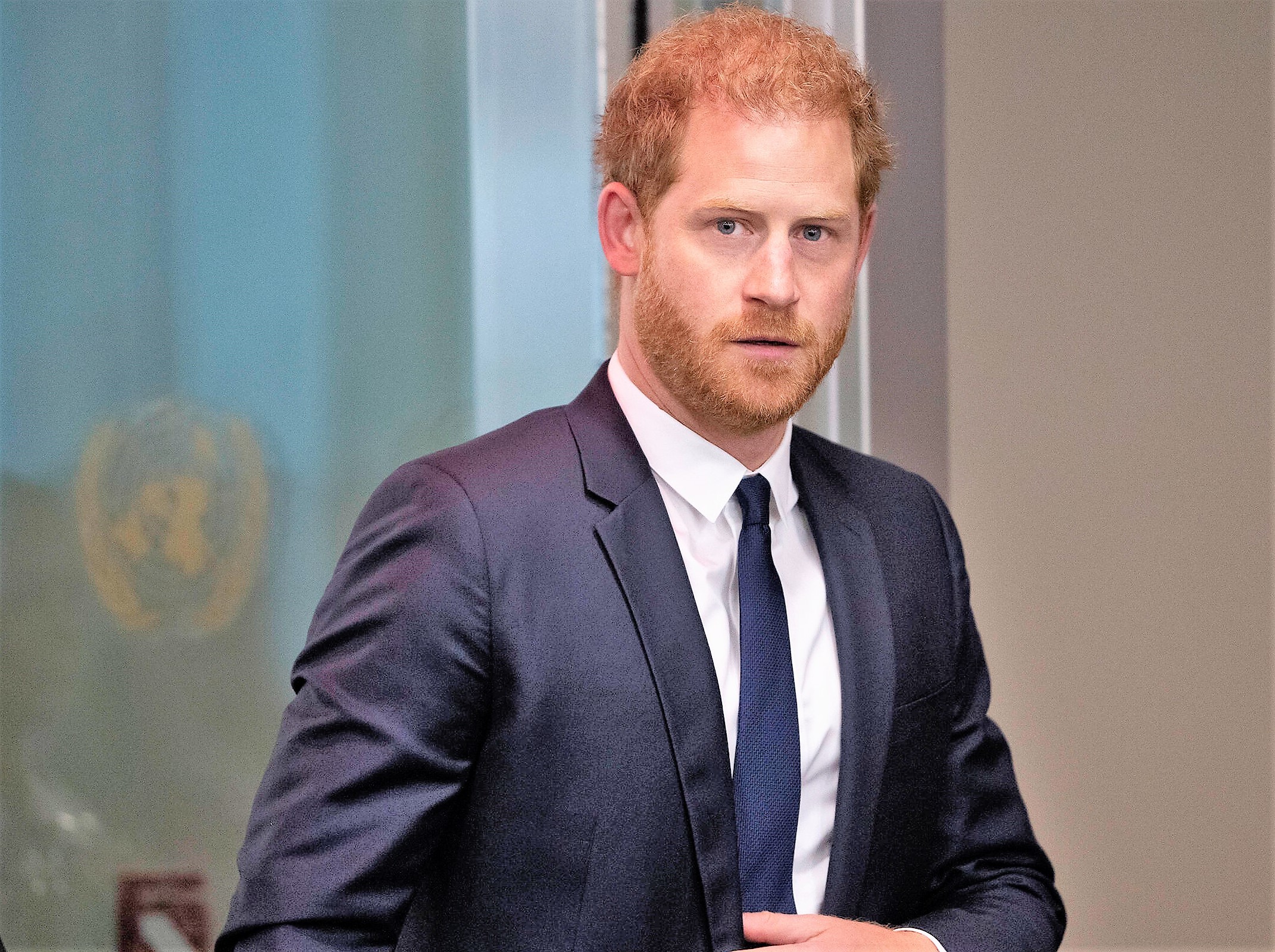 König Charles hat die Faxen dicke - Diesmal wird er Prinz Harry nicht verzeihen!