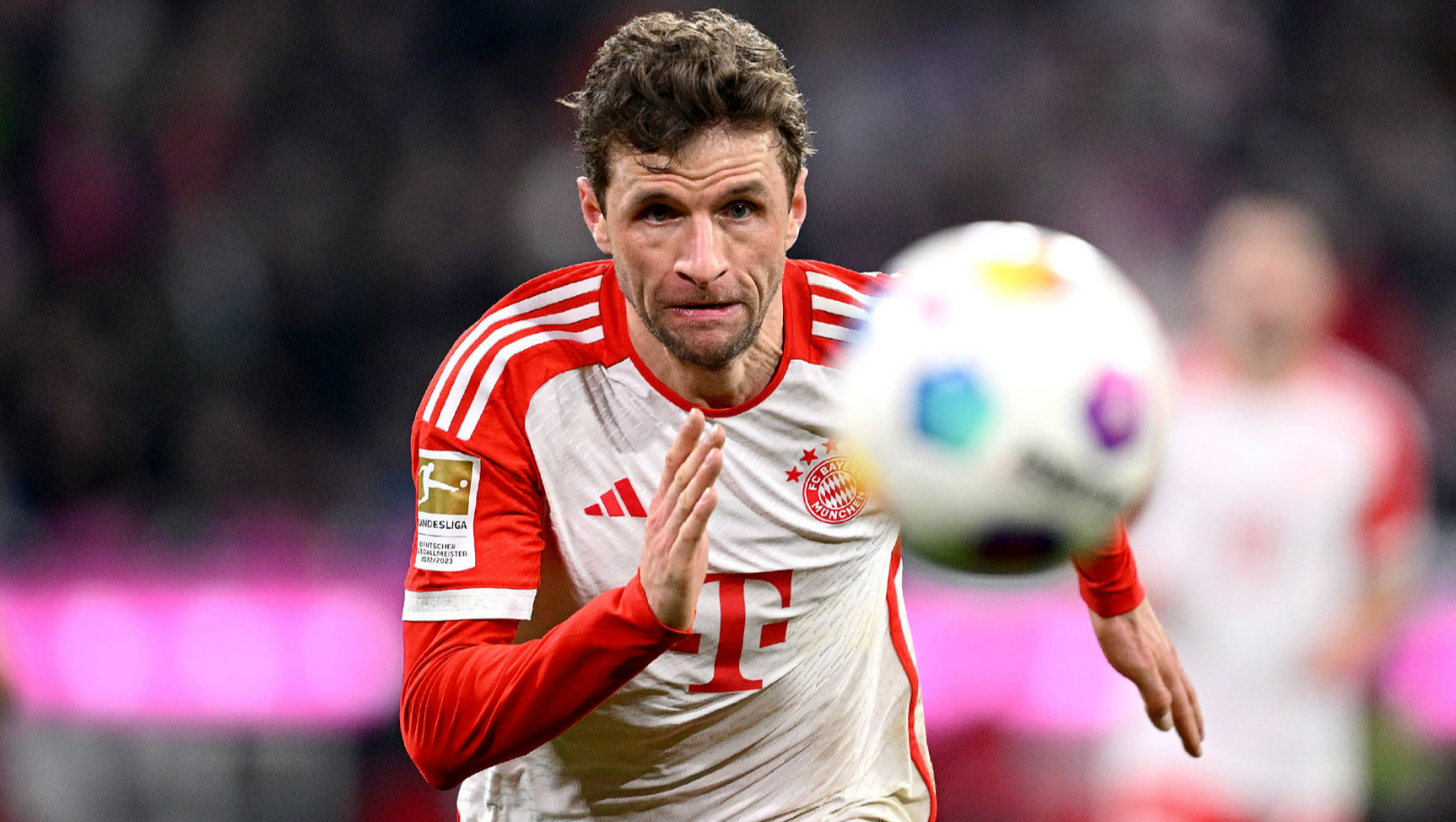 Müller-Hammer bei Bayern! Vertrags-Entscheidung gefallen - so reagieren die Fans