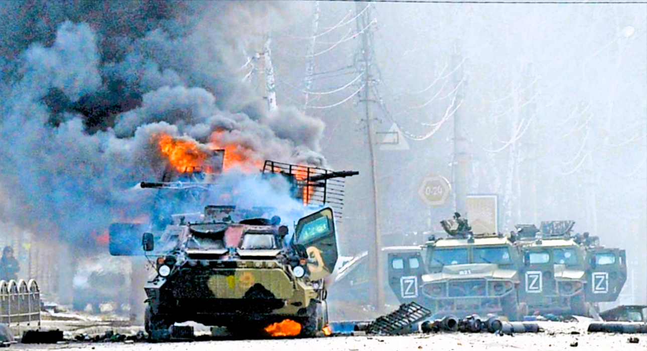 Putin schickt seine Panzer in den Tod! Neue Attacke endet in Fiasko - Ukraine vernichtet ganzen Panzerkonvoi!