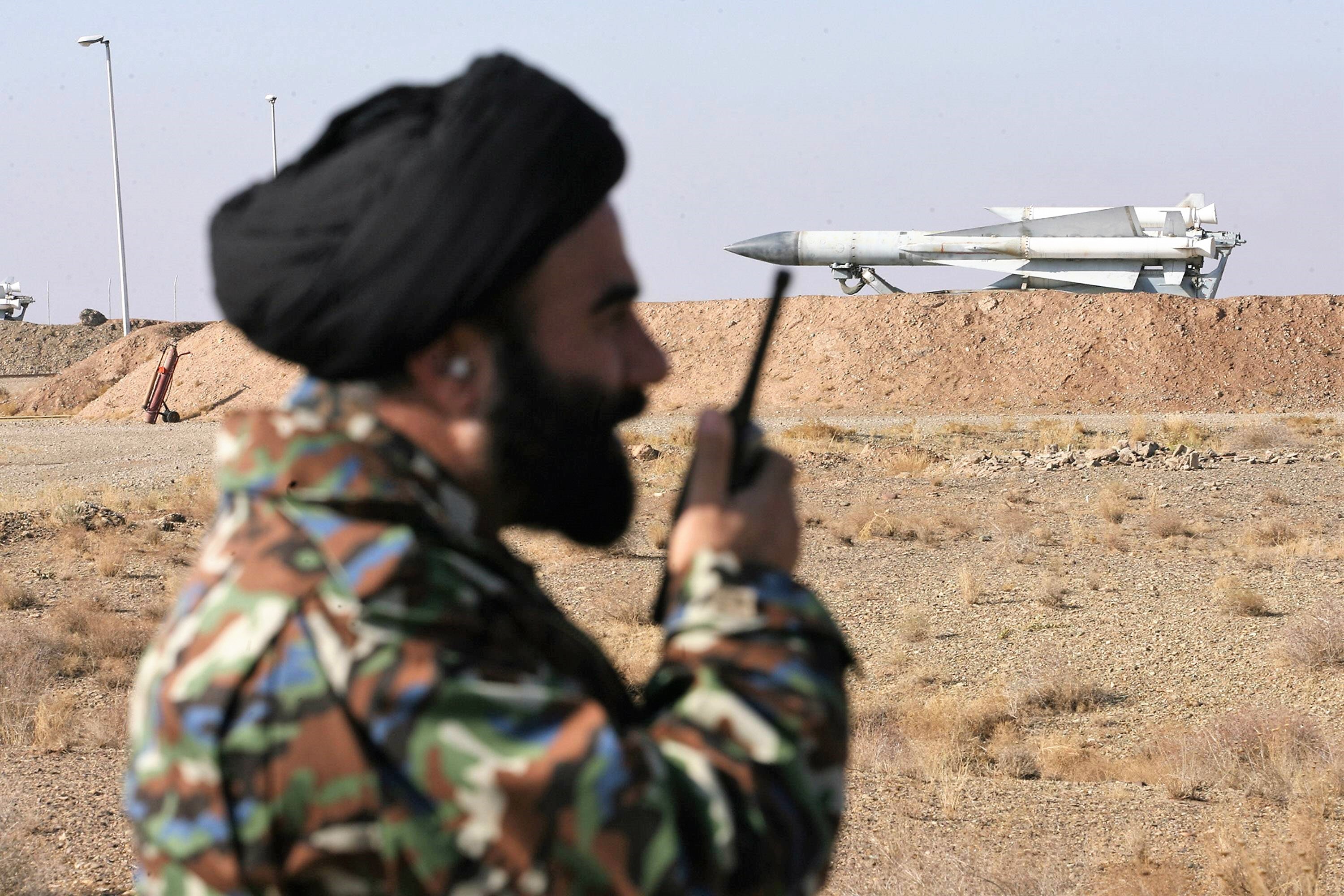 Iran droht mit Einsatz von "Waffe die noch niemals eingesetzt wurde! Haben die Mullahs die Bombe?